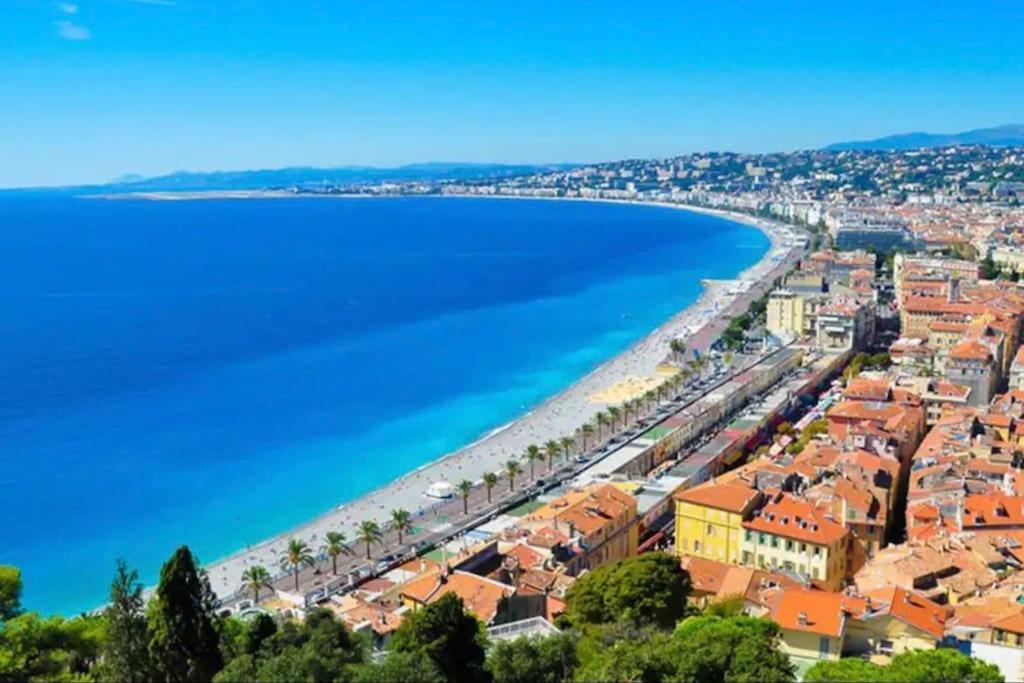 Studio A Louer Au Coeur Du Carre Dor A Nice, Rue Dalpozzo A 150 Metres Des Plages Luaran gambar